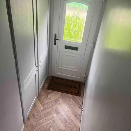 Appartement Charming 2-bed With Free Parking 10 Mins Drive To York